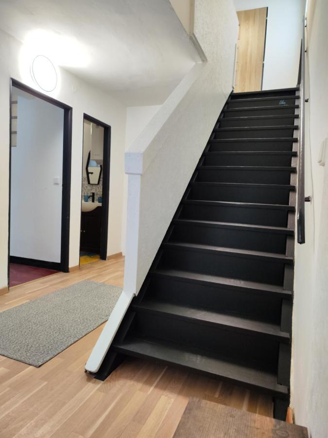 Apartament Vibe House Praga Zewnętrze zdjęcie